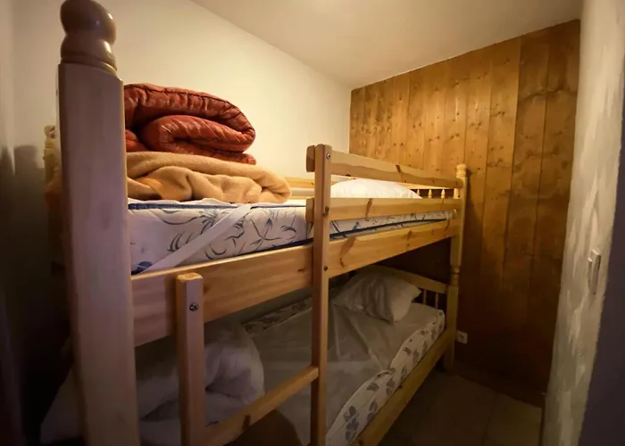 D Or - T2 Avec Terrasse Et Place De Parking Privee Mae-5611 *